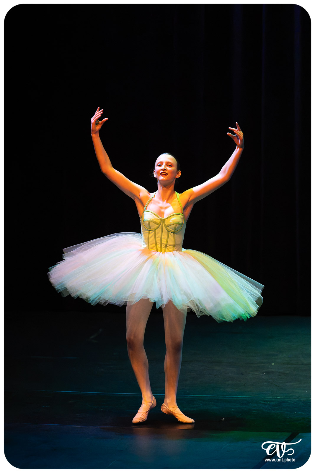 ECOLE DE DANSE CÉCILE ADAMOW